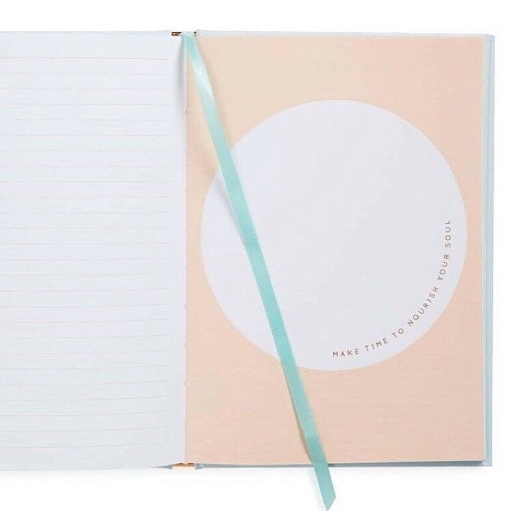 SOLD new w. tag: kikki.K • Energise journal